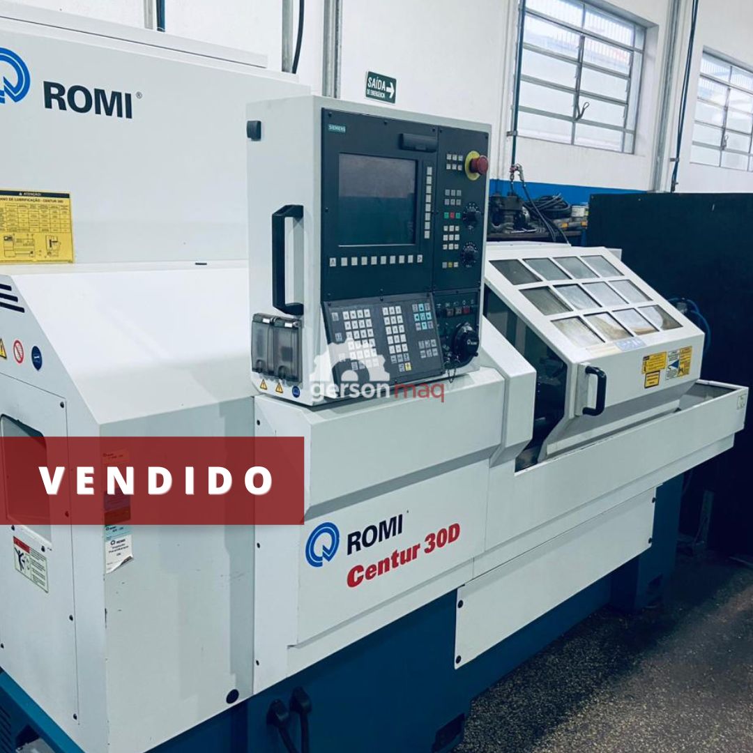 TORNO CNC ROMI CENTUR 30 D 1000 mm ANO 2006 COMANDO SIEMENS